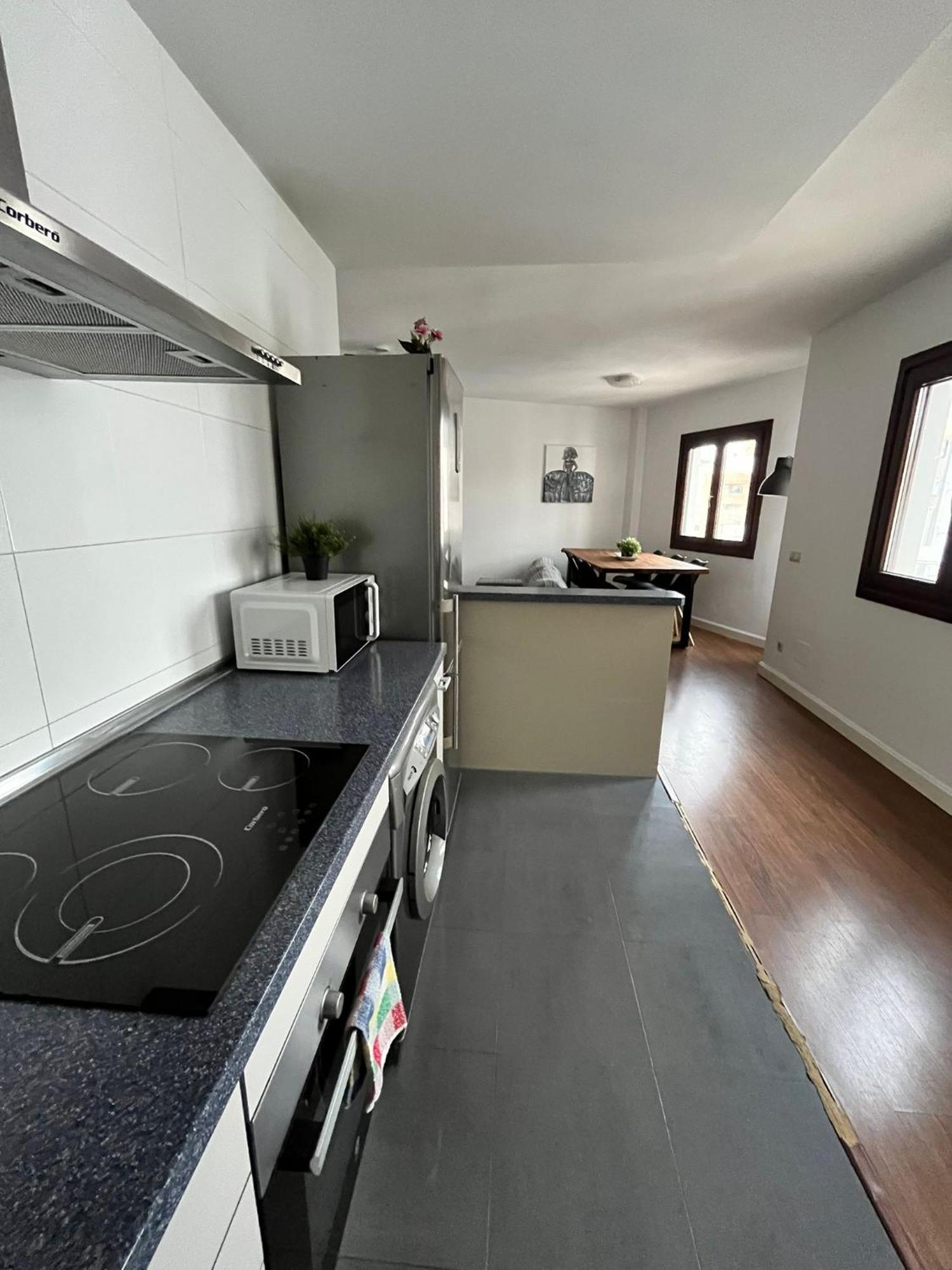 מאלגה El Torcal Luxury Apartment With Free Parking מראה חיצוני תמונה