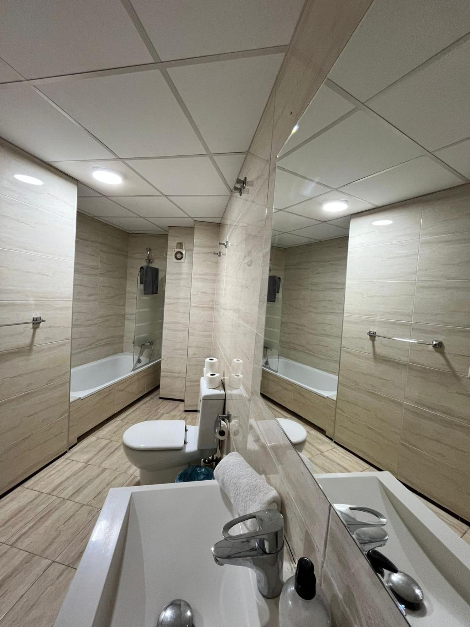מאלגה El Torcal Luxury Apartment With Free Parking מראה חיצוני תמונה