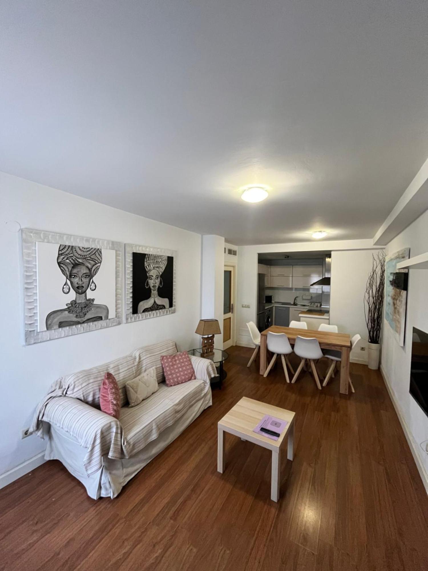 מאלגה El Torcal Luxury Apartment With Free Parking מראה חיצוני תמונה