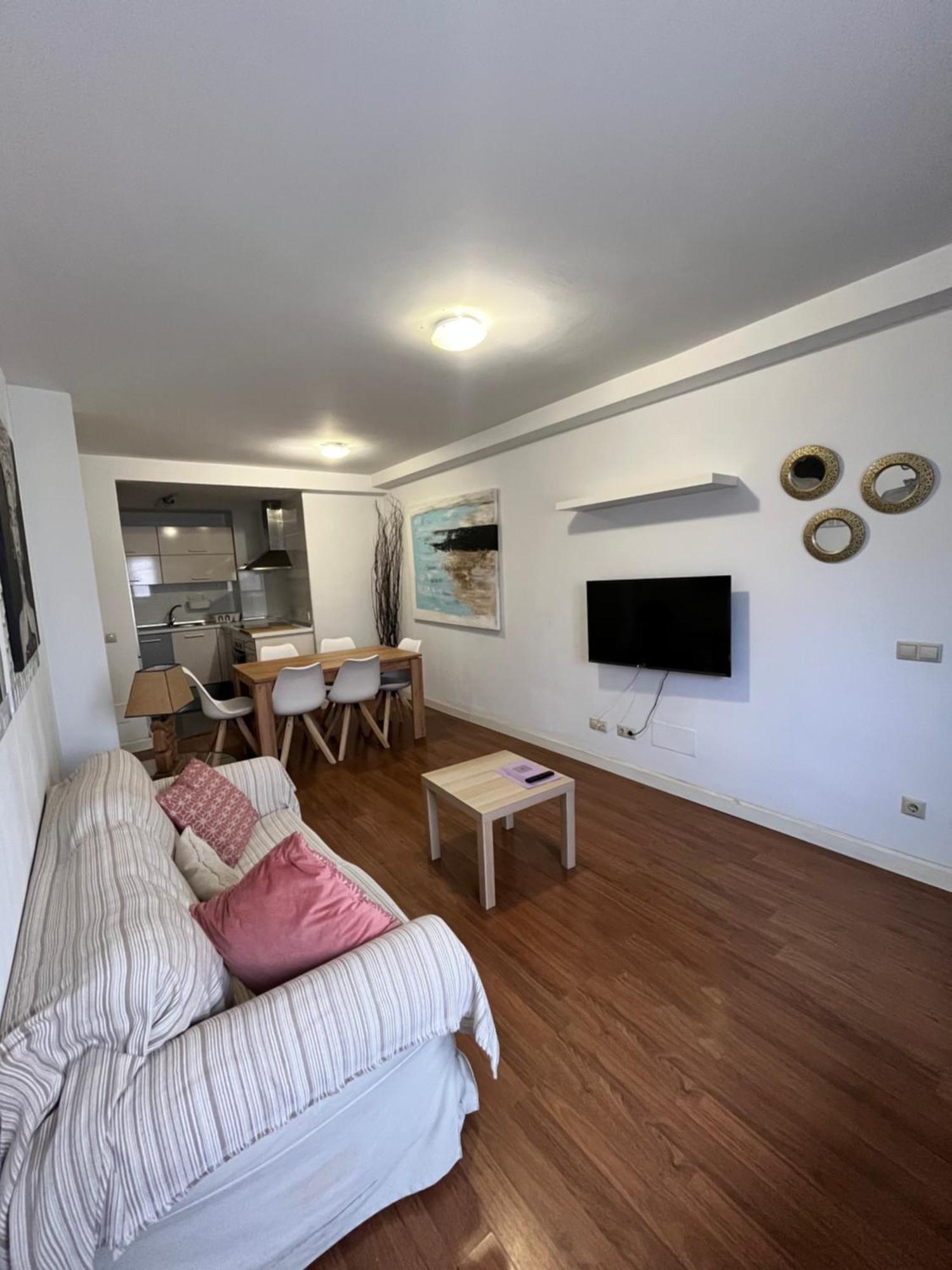 מאלגה El Torcal Luxury Apartment With Free Parking מראה חיצוני תמונה