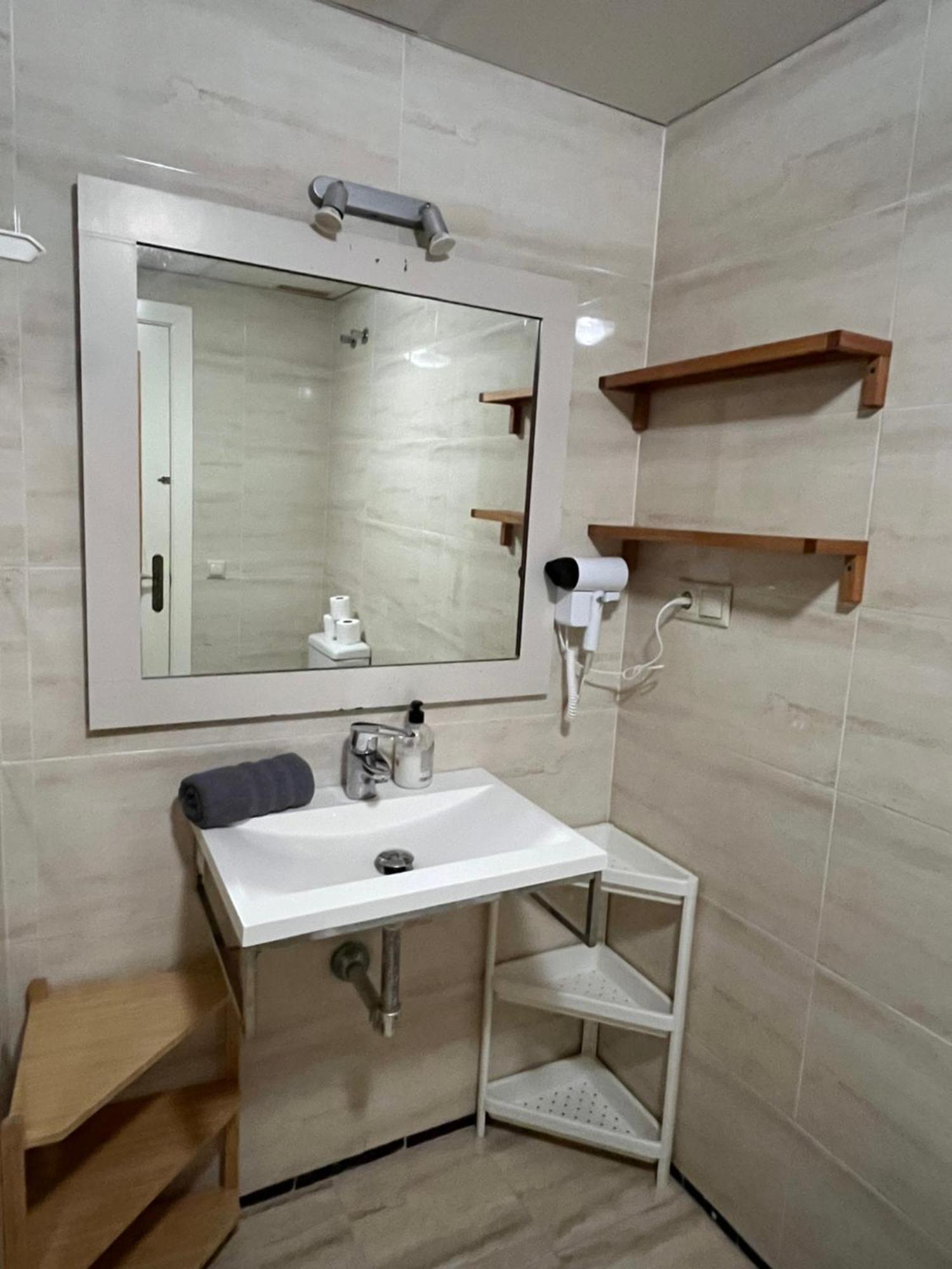 מאלגה El Torcal Luxury Apartment With Free Parking מראה חיצוני תמונה